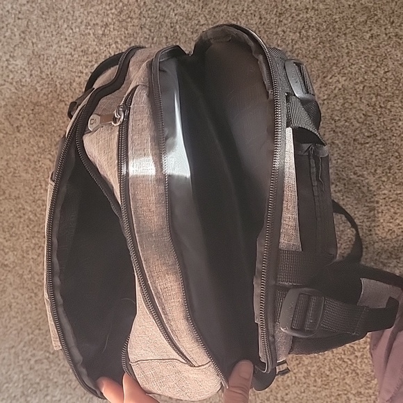 Orben Backpack - Picture 6 of 6